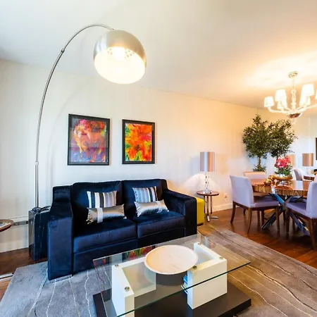 Manny Quinta Vitoria, By Pausa